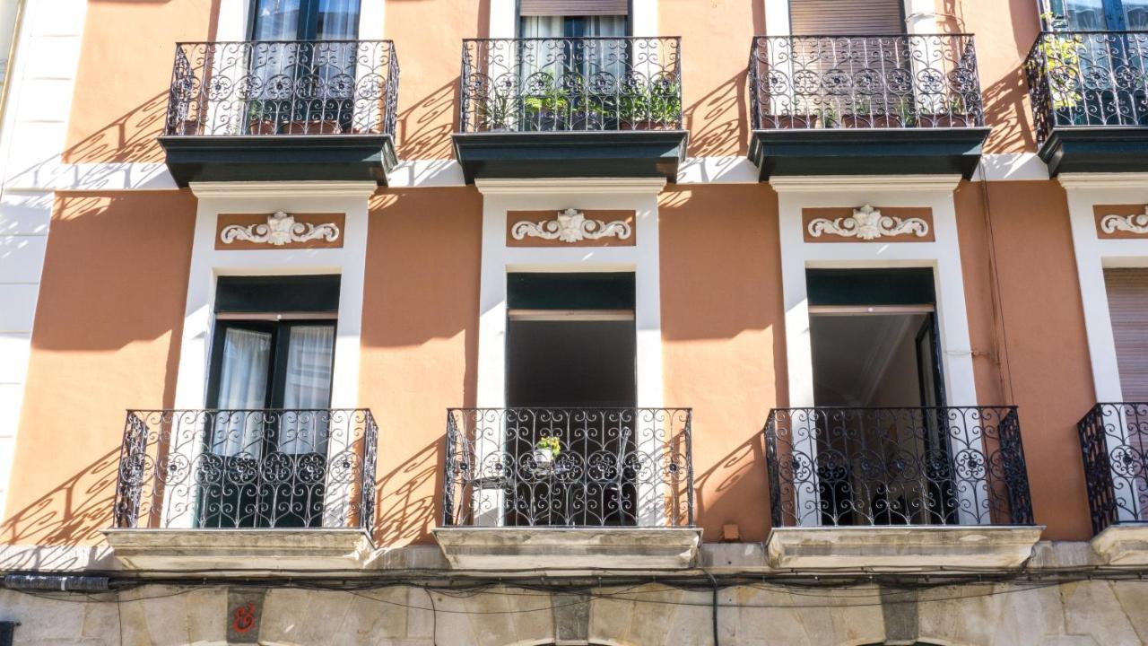 Bonito Y Espacioso Piso En Bilbao. Centro Екстер'єр фото