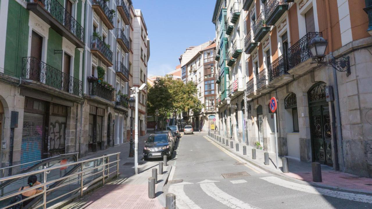 Bonito Y Espacioso Piso En Bilbao. Centro Екстер'єр фото